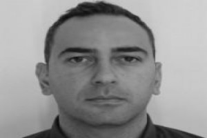 صورة المؤلف تموز سعدوني